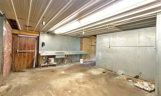 219 S 32nd St, Muskogee, OK 74401
